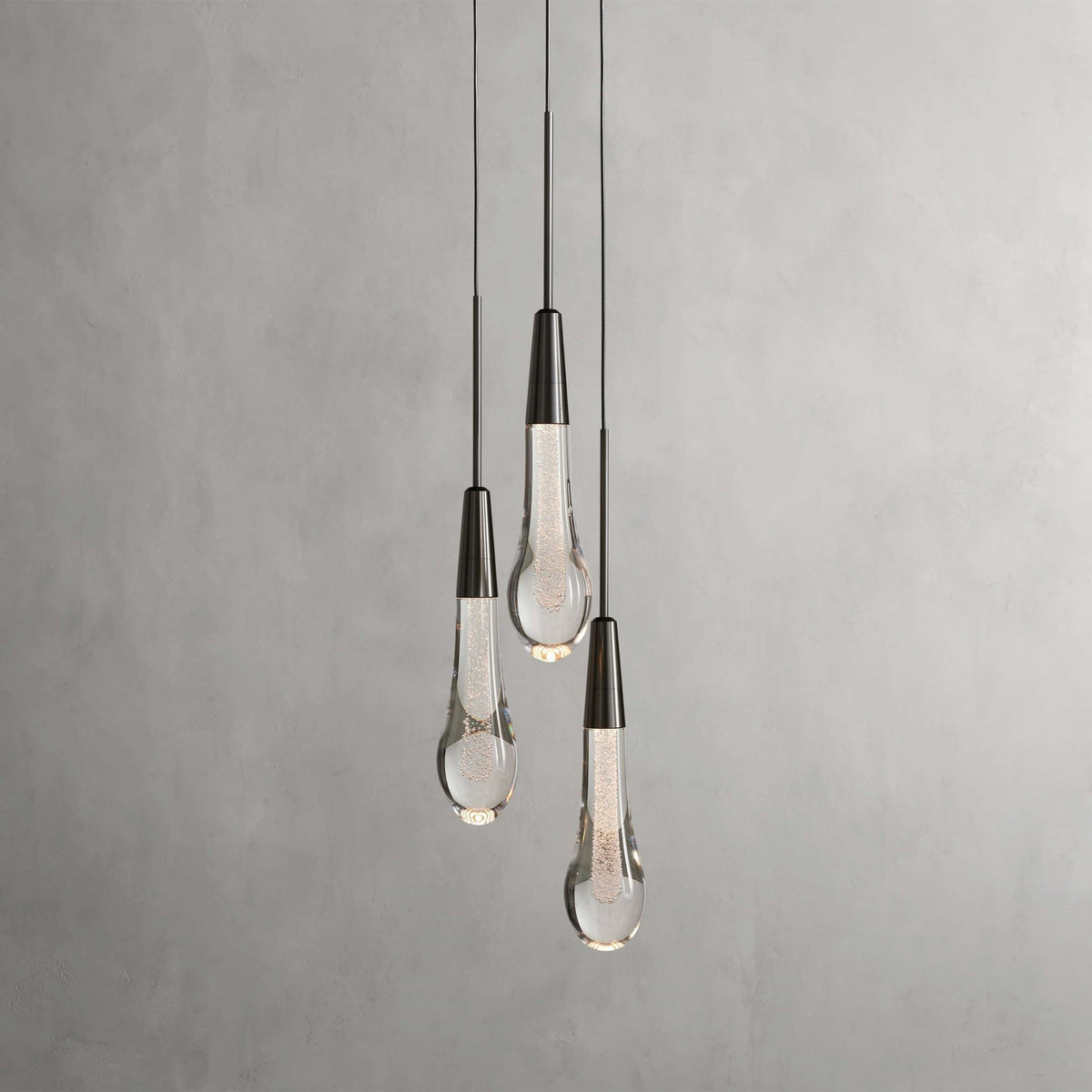 Soltaire Cascading Glass 3-Light Round Pendant