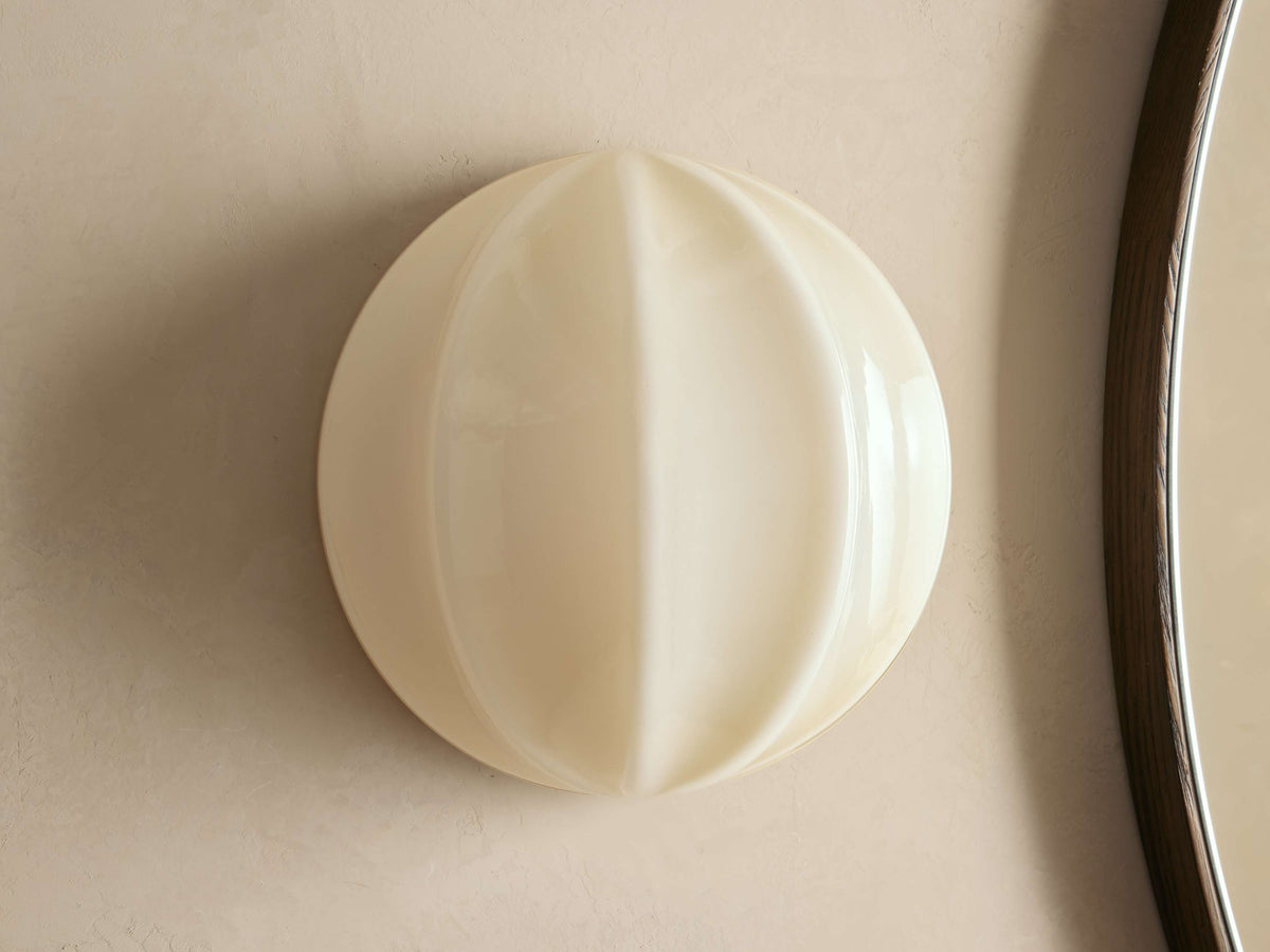 Agnes Paneled Glass Clamshell Sconce