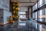 Soltaire Cascading Glass Linear Chandelier