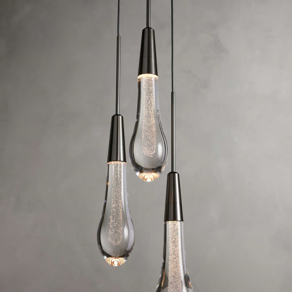 Soltaire 3-Light Round Pendant